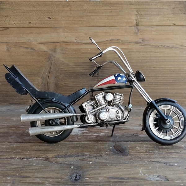 ブリキのバイク ハーレーダビッドソンモデルアメリカンオートバイ／星条旗(Mサイズ)【取り寄せ品／納期1週間前後】